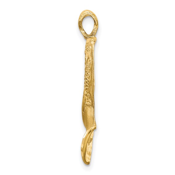 Gold Polished Nefertiti Pendant