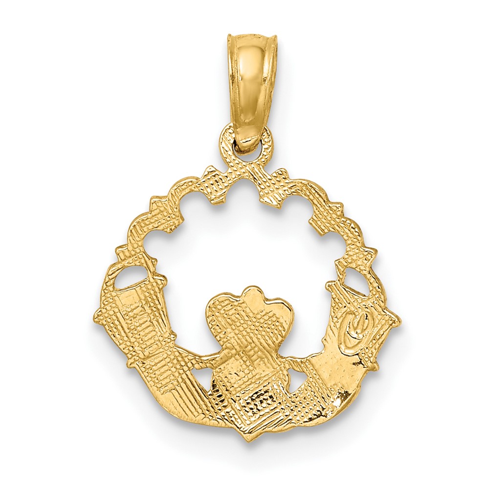 10K Engraved Claddagh In Scallop Circle Charm (10K7164)