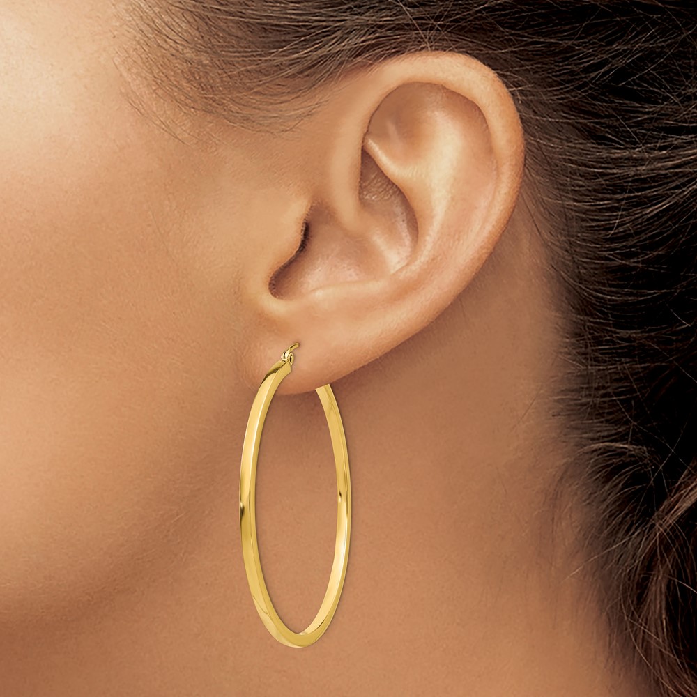 10k 2mm Square Tube Hoop Earrings (10T1072)