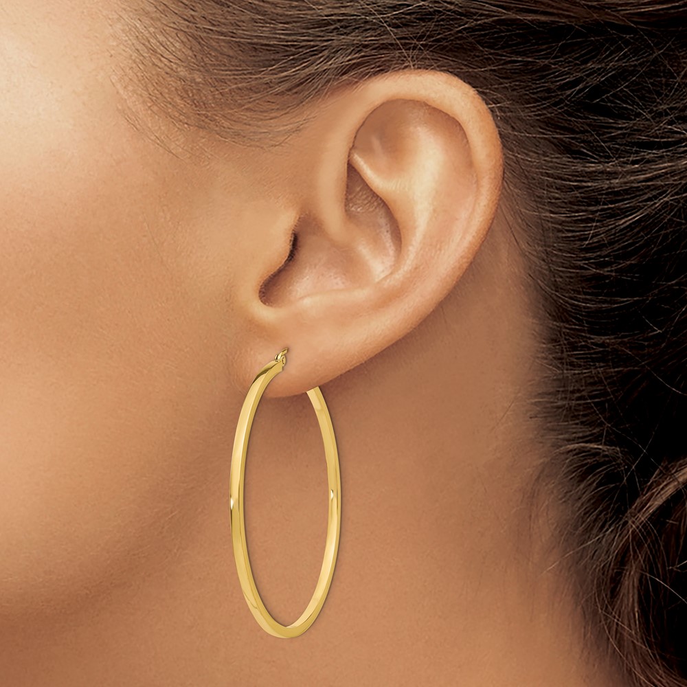 10k 2mm Square Tube Hoop Earrings (10T1073)