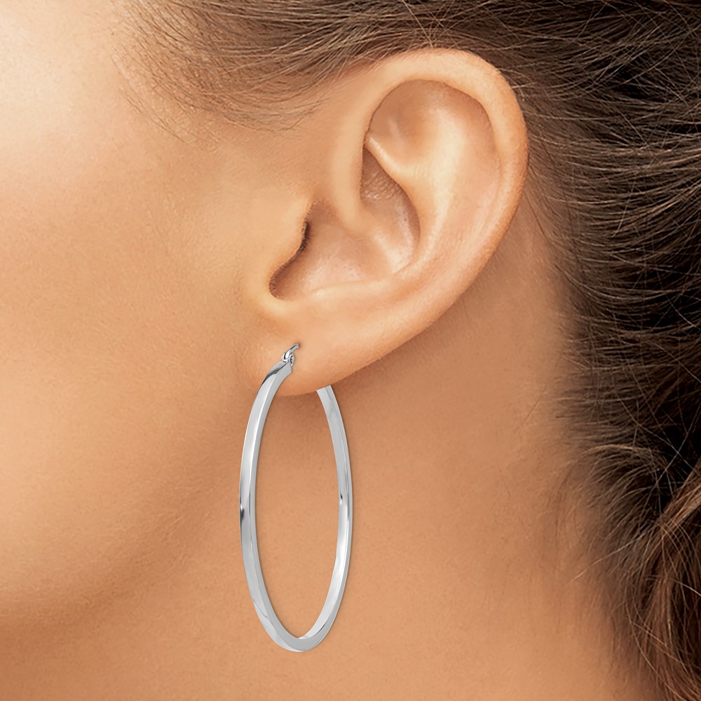 10k White Gold 2mm Square Tube Hoops (10T1080)