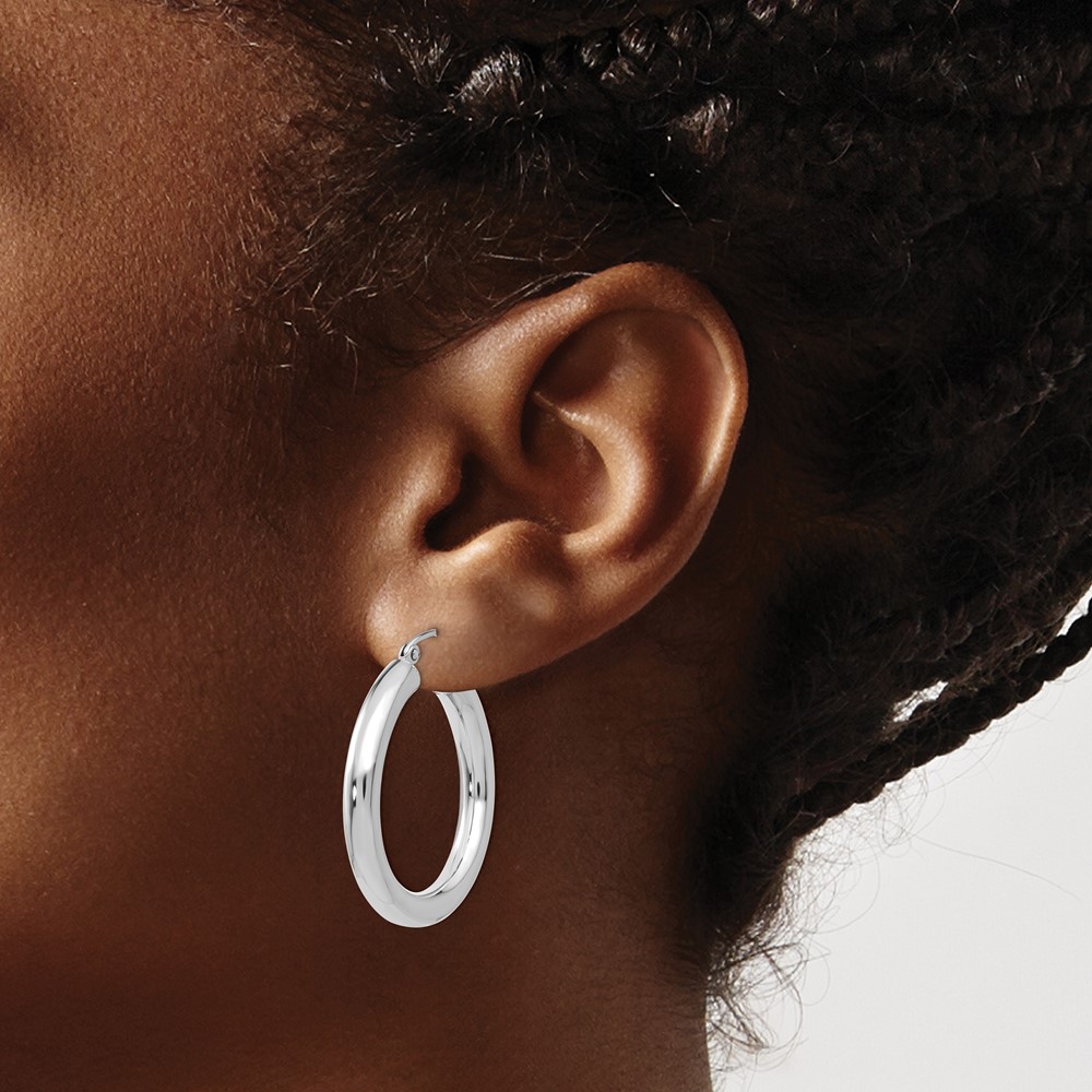 10k White Gold Polished 4mm Lightweight Tube Hoop Earrings (10T860L)