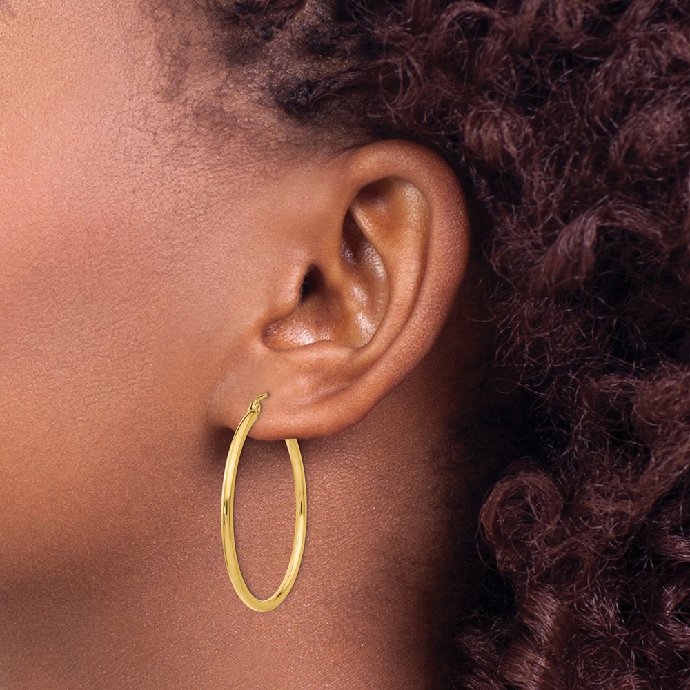 10K Polished 2mm Tube Hoop Earrings (10T913)