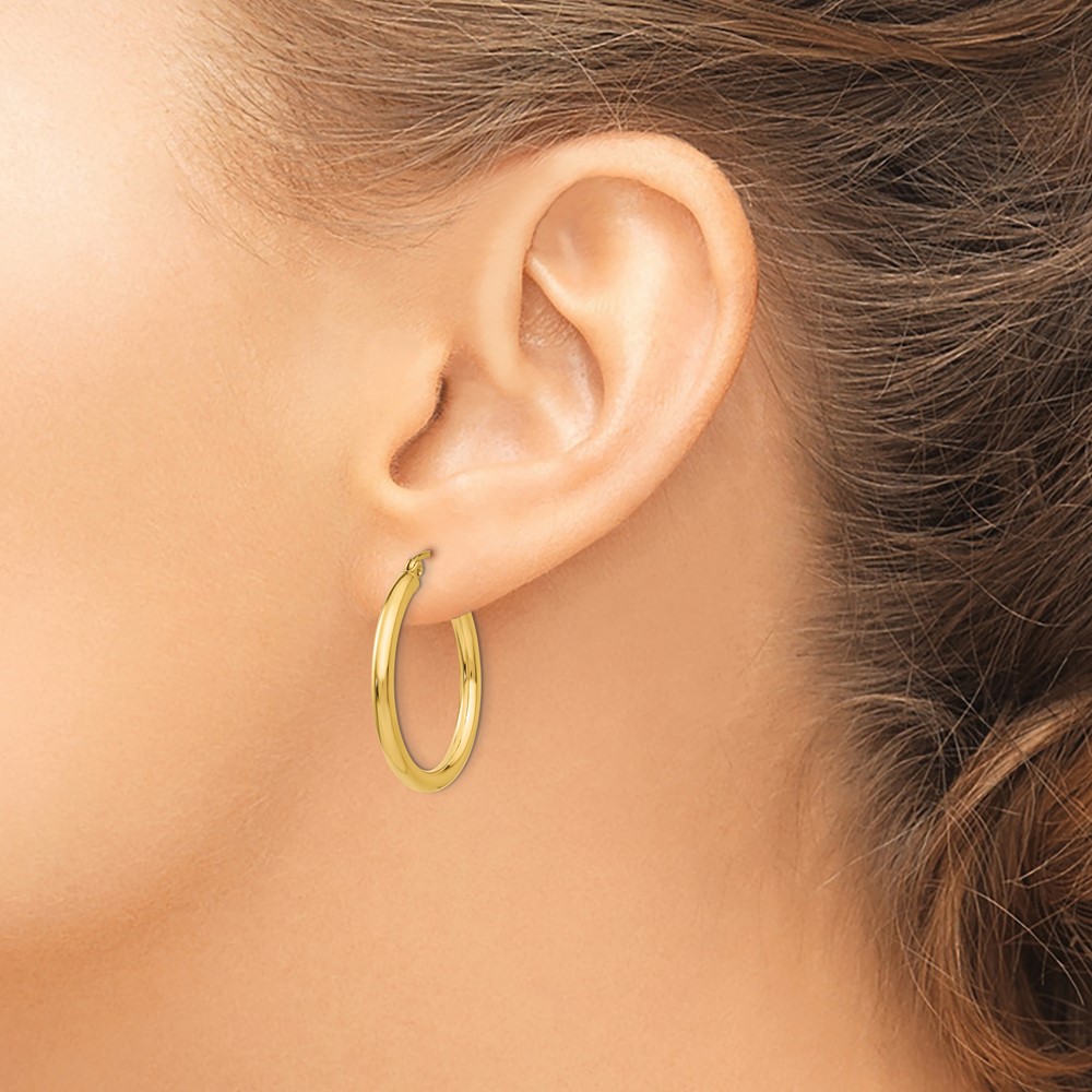 10k Polished 2.5mm Lightweight Tube Hoop Earrings (10T932L)