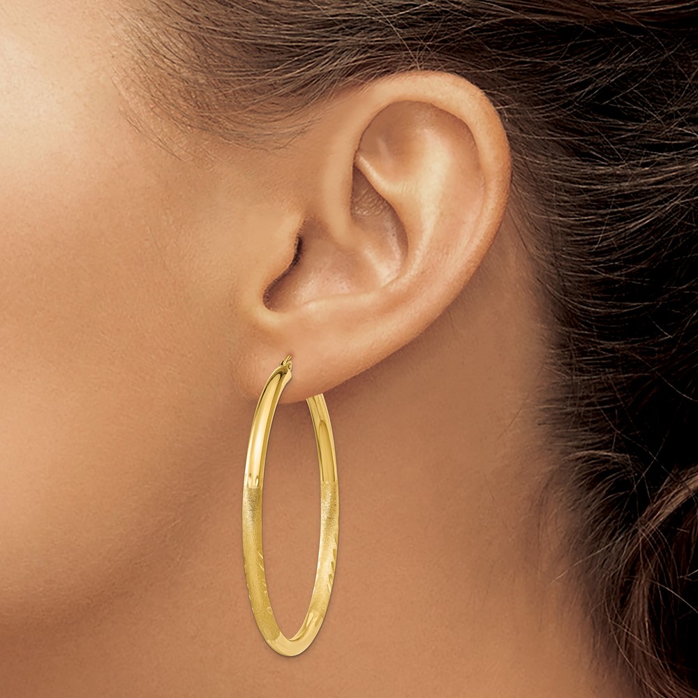 10k Satin & Diamond-cut 3mm Round Hoop Earrings (10TC295)