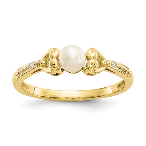 10K 4.5mm Round June/ Freshwater Cultured Pearl and Diamond Size 7 Ring