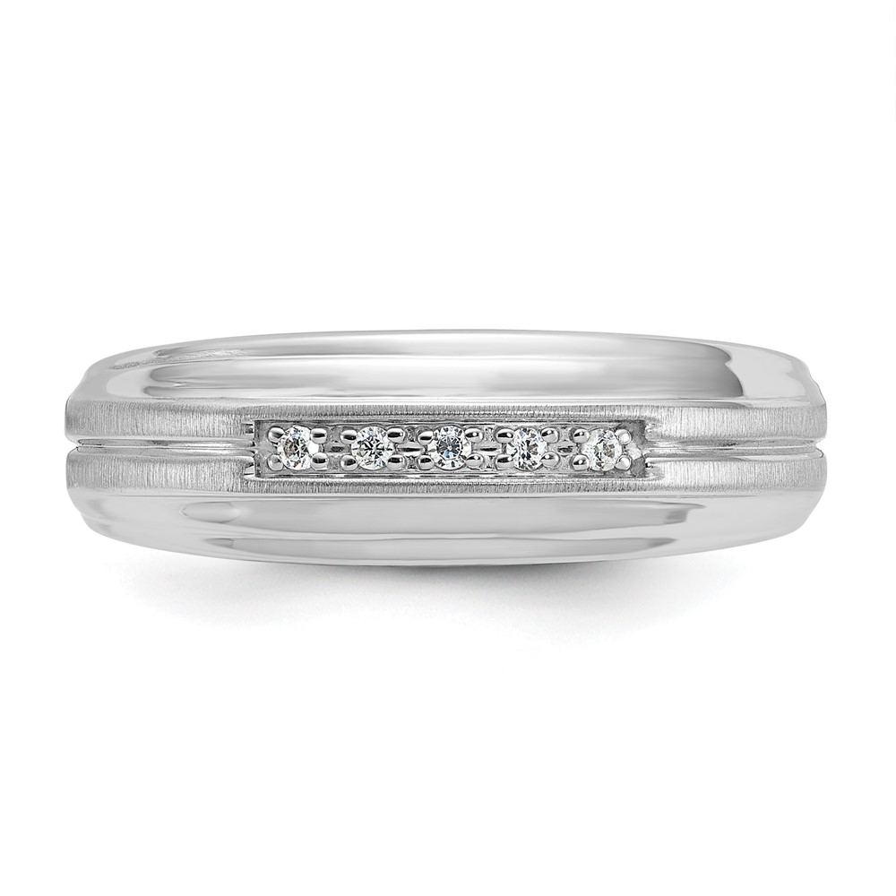 IBGoodman 14k White Gold Men's Polished Satin and Grooved 5-Stone 1/20 Carat AA Quality Diamond Ring (B63832-4WAA)