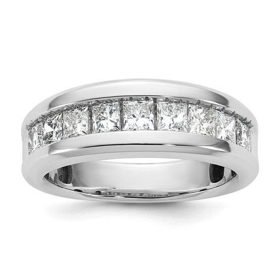 14kw Lab Grown Diamond VS+ F+ Ring