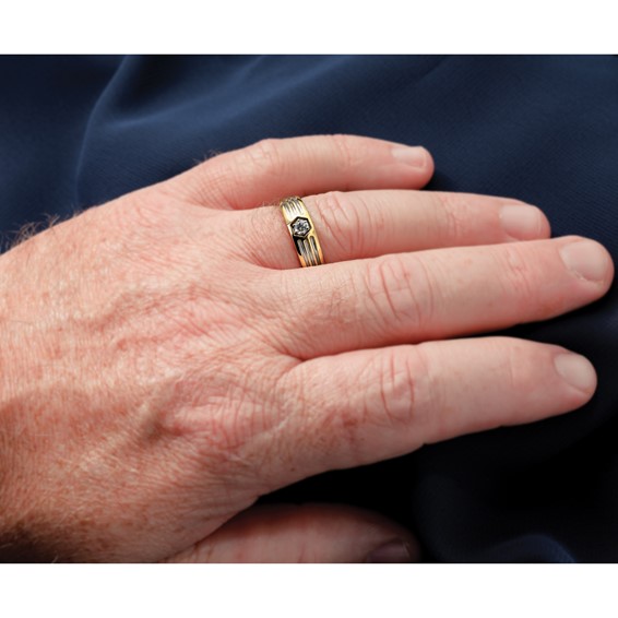 14ky w/White Rhodium IB Goodman Mens Complete 1/6ct Diamond Ring