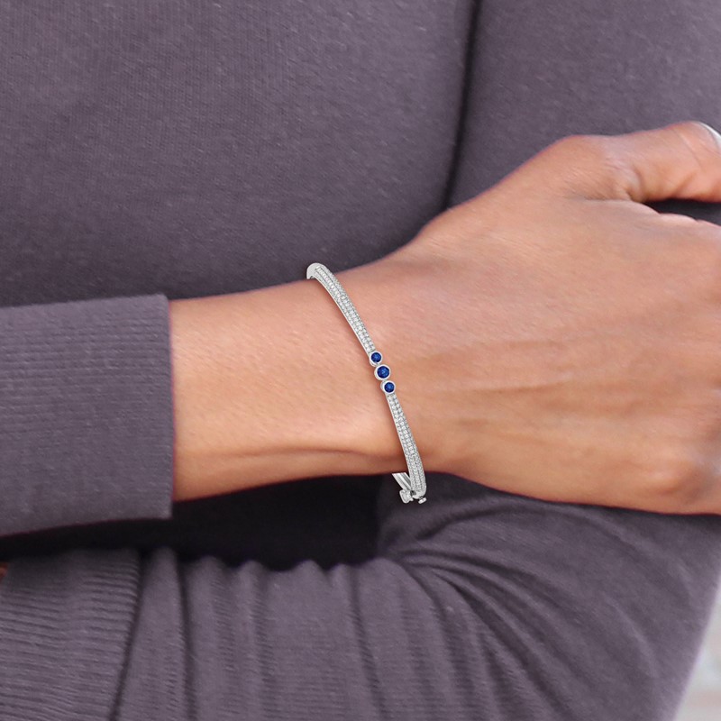 14k White Gold 7/8 carat Lab Grown Diamond VS/SI+ G+ and Lab Created Blue Sapphire Bangle Bracelet