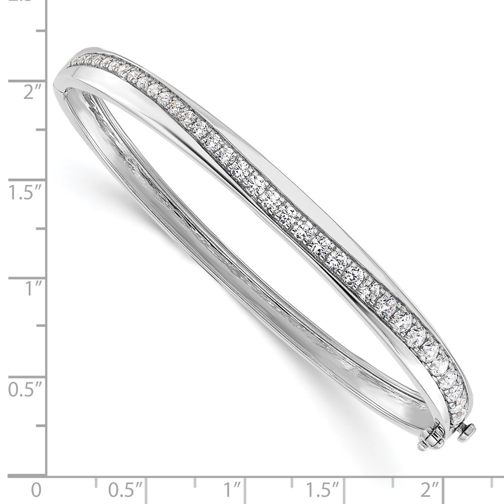 True Origin 14k White Gold 1 5/8 carat Lab Grown Diamond VS D E F 6.75 inch Bangle (BM9383-162-WLD)