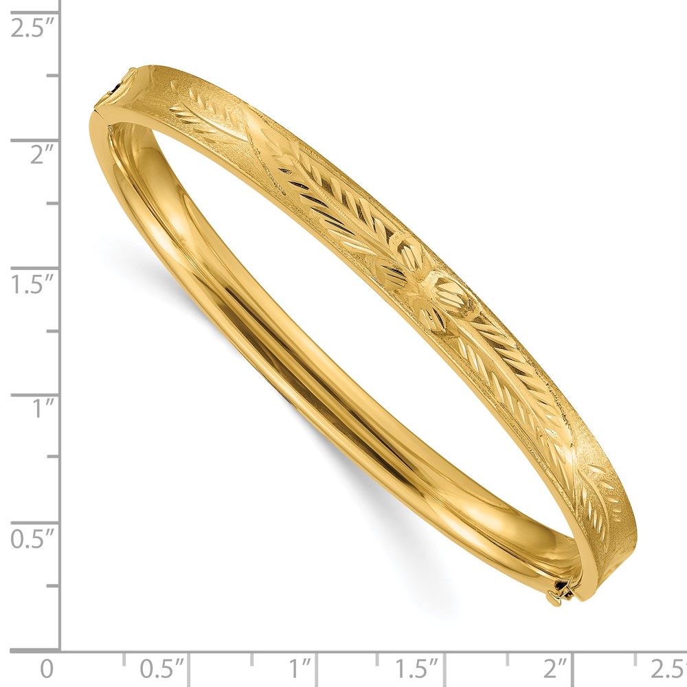14k 4/16 Diamond-cut Concave 6.00mm Hinged Oval Bangle Bracelet (CC4/16)
