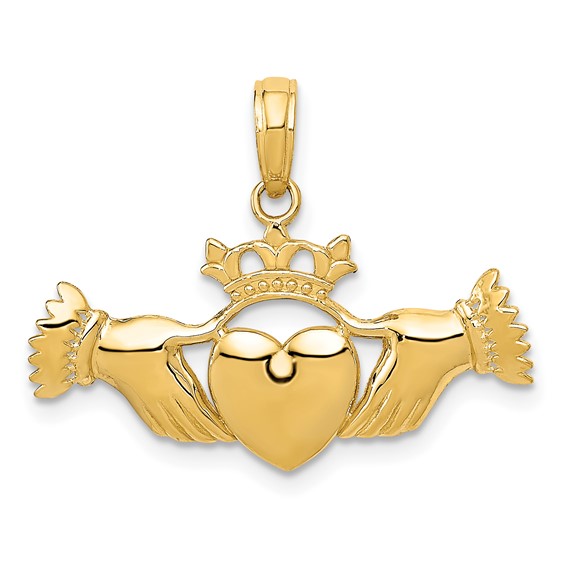 Gold Claddagh Pendant