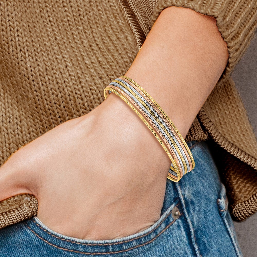 14K Oversize Tri-color Polished and Textured with Dangle Heart 7-Strand 11.00mm Slip-on Round Bangle Bracelet (DB536O)