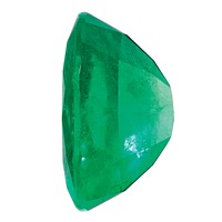8x6mm Oval Emerald AA Quality view 3