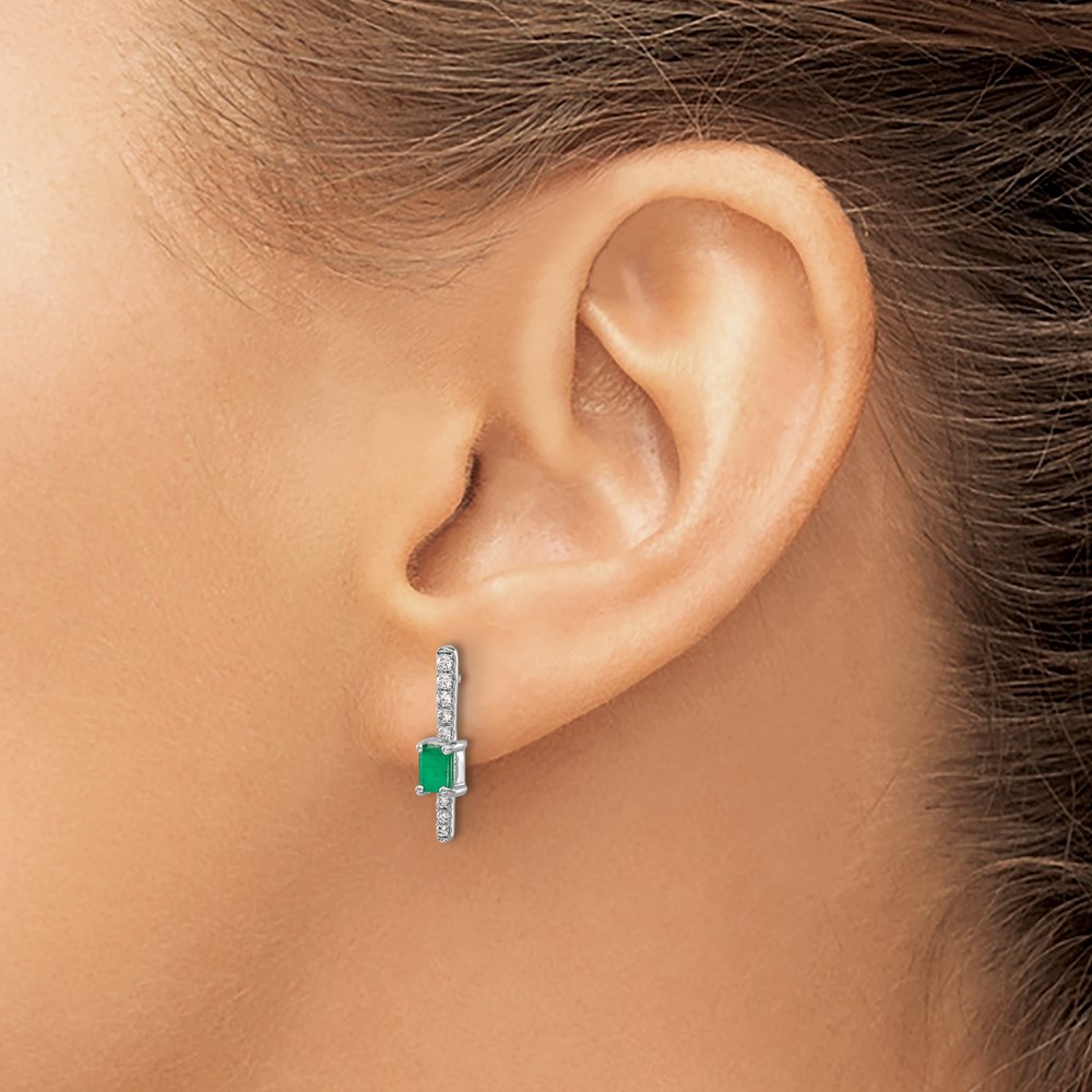 14k White Gold Diamond and Emerald Fancy Earrings (EM3874-EM-014-WA)