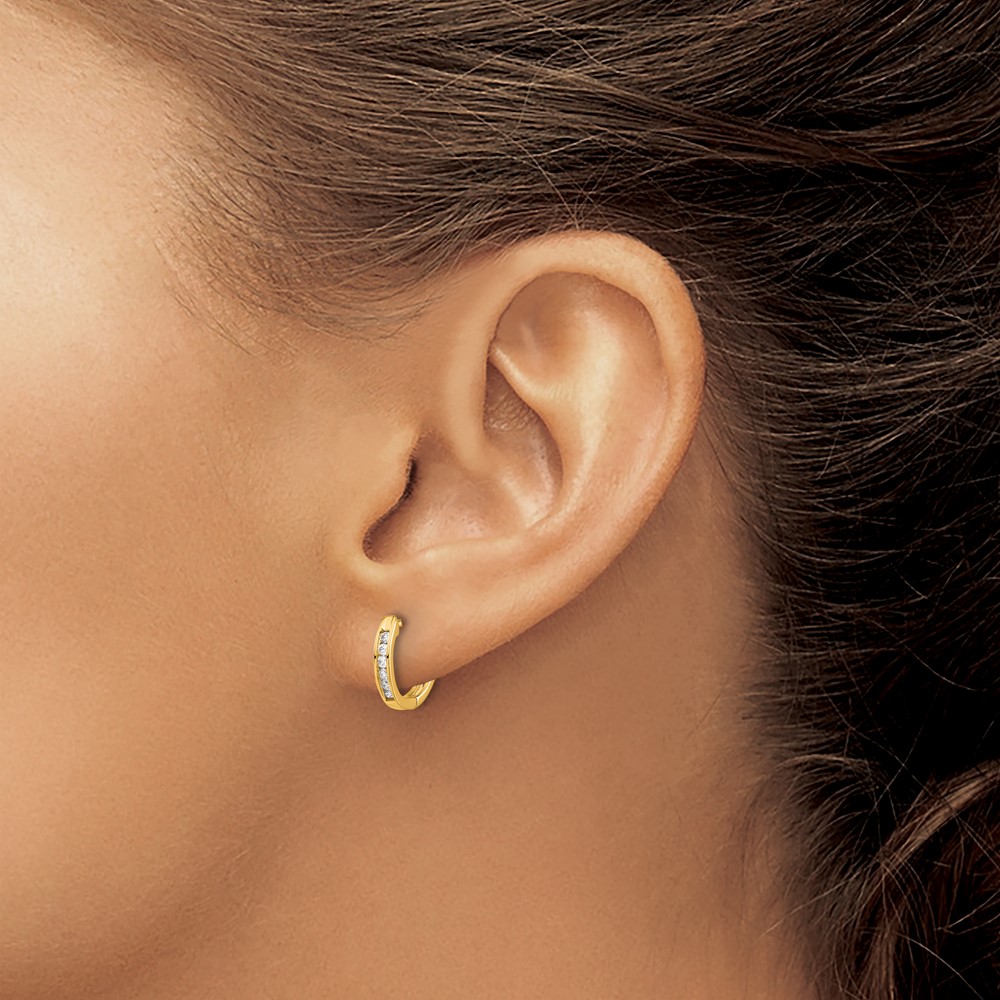14k Gold Polished Diamond Hinged Hoop Earrings (EM5349-013-YA)