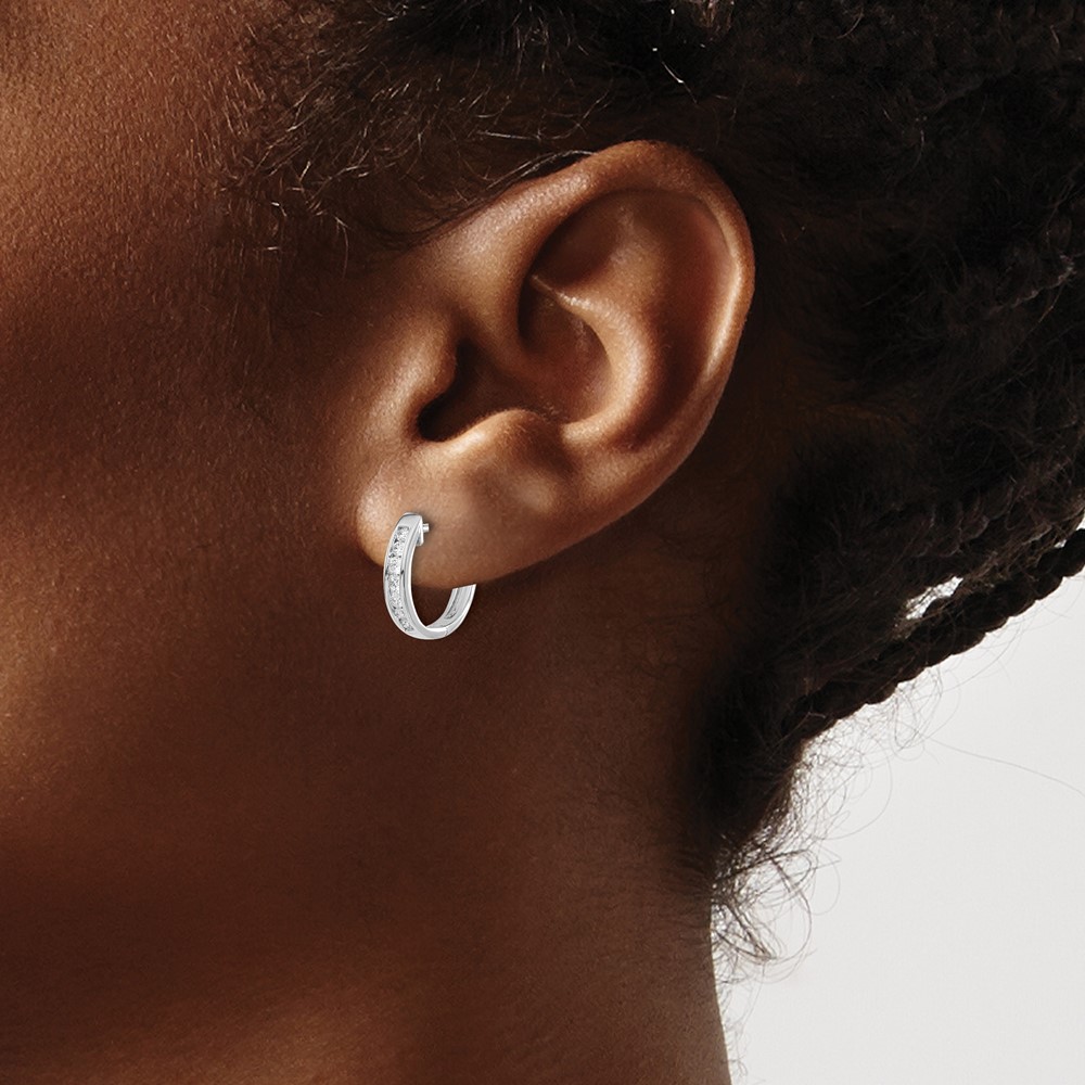 14k White Gold 1/4 carat Lab Grown Diamond VS/SI+ G+ Complete Hinged Hoop Earrings (EM5352-025-WLG)