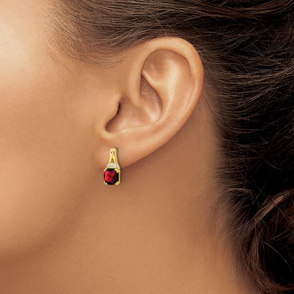 10k Yellow Gold Garnet and Diamond Earrings (EM7074-GA-007-1YA)