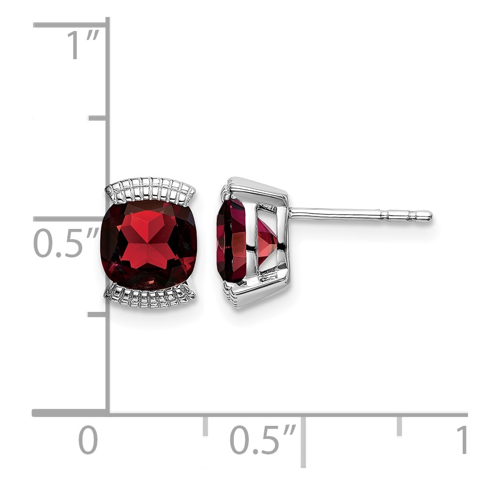 14k White Gold Garnet Post Earrings (EM7080-GA-W)