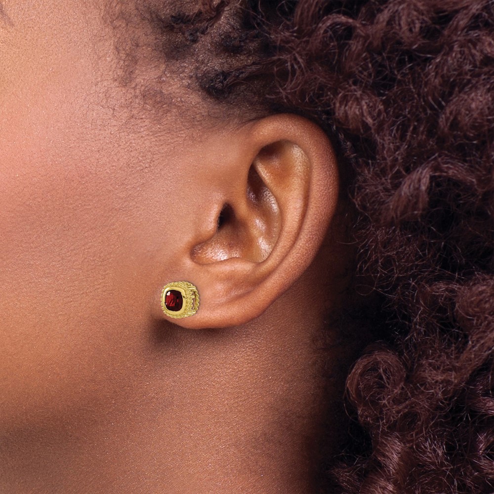 10k Cushion Garnet Earrings (EM7201-GA-1Y)