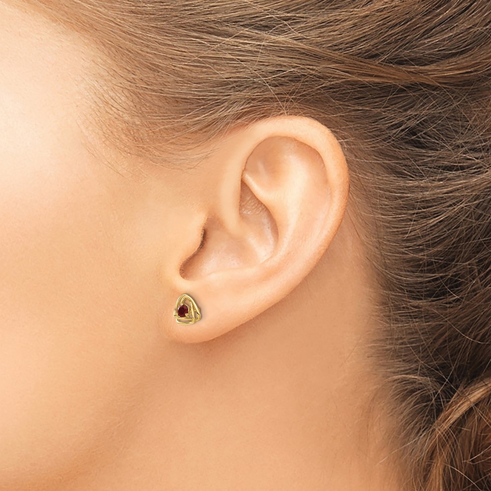 14k Garnet Post Earrings (EM7395-GA-Y)