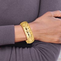 14K 13 16 Oversize Florentine Engraved 20.00mm Hinged Round Bangle Bracelet view 4
