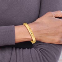 14K Yellow Gold 0.31 Florentine Engraved 8.00mm Hinged Round Bangle Bracelet view 4
