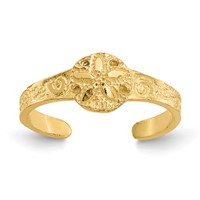 14K Yellow Gold Diamond-cut Sand Dollar Toe Ring view 1