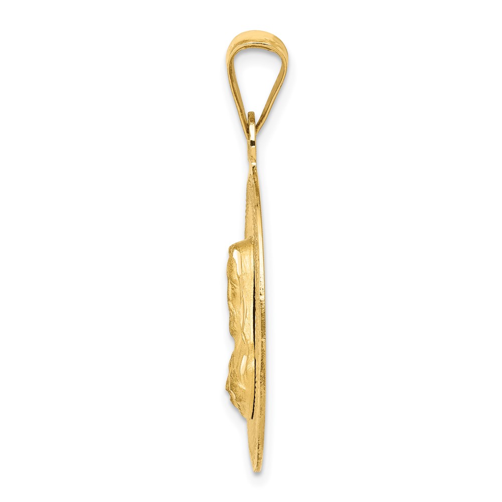 14K Polished D/C Sagrado Corazon Circle Pendant (K5597)
