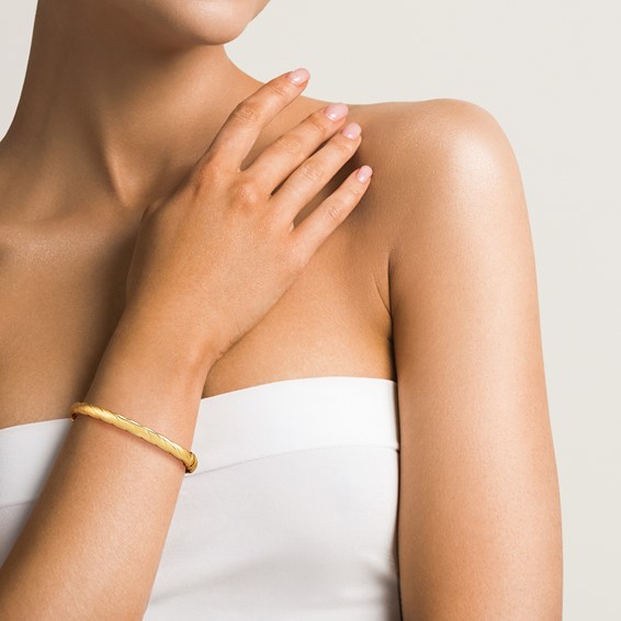 Leslie's 14K Polished  and Grooved Hinged Bangle