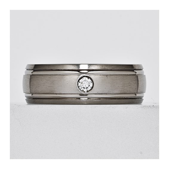 Titanium 7mm .05 CTW Diamond Comfort-fit Band