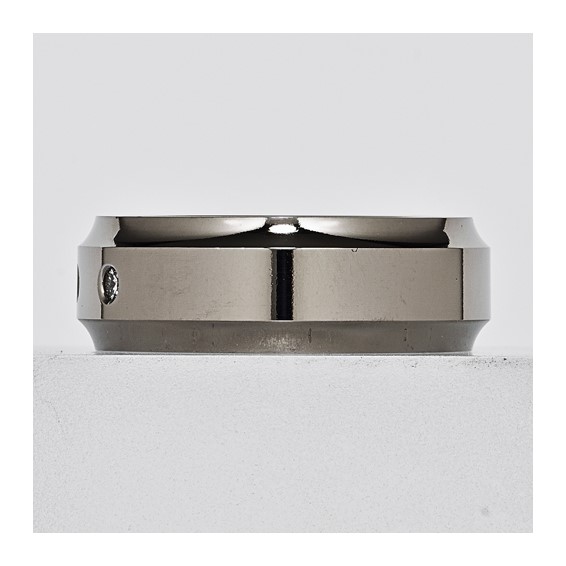 Titanium 7mm .10 TCW Diamond Comfort-fit Band