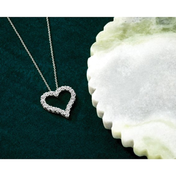 True Origin Lab Grown Diamond Heart Pendant Necklaces