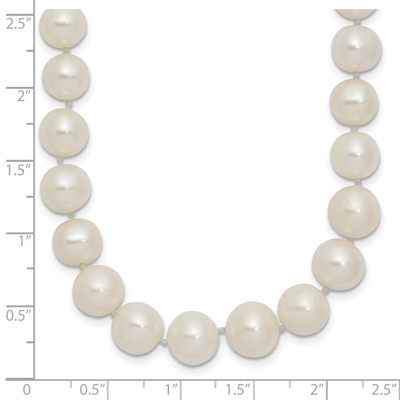 14k 7.5-9mm White Freshwater Cultured Pearl Graduated 18 inch Necklace