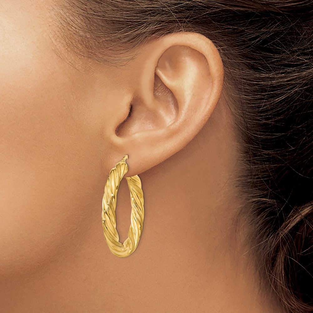 14k 5mm Satin & Polished Twisted Hoop Earrings (PRE778)