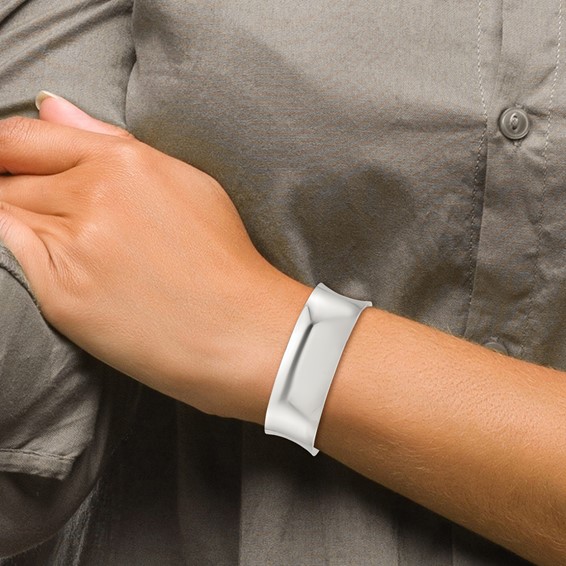 Sterling Silver Concave Bangle