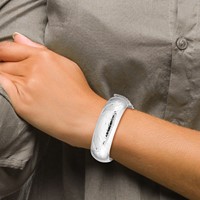Sterling Silver Rhodium-plated Diamond-cut 20mm Hinged Bangle Bracelet Chain with Safety view 4