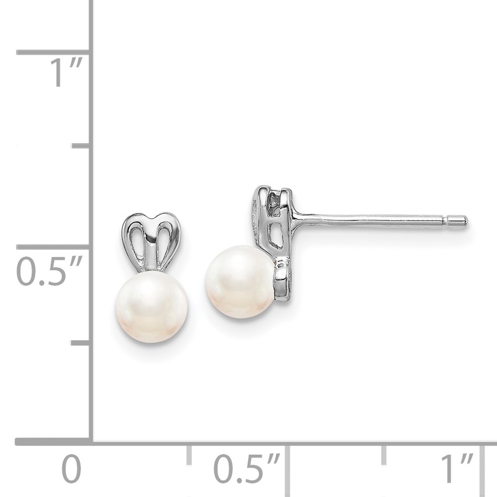 Sterling Silver Rhodium-plated FW Cultured Pearl Earrings (QBE20JUN)