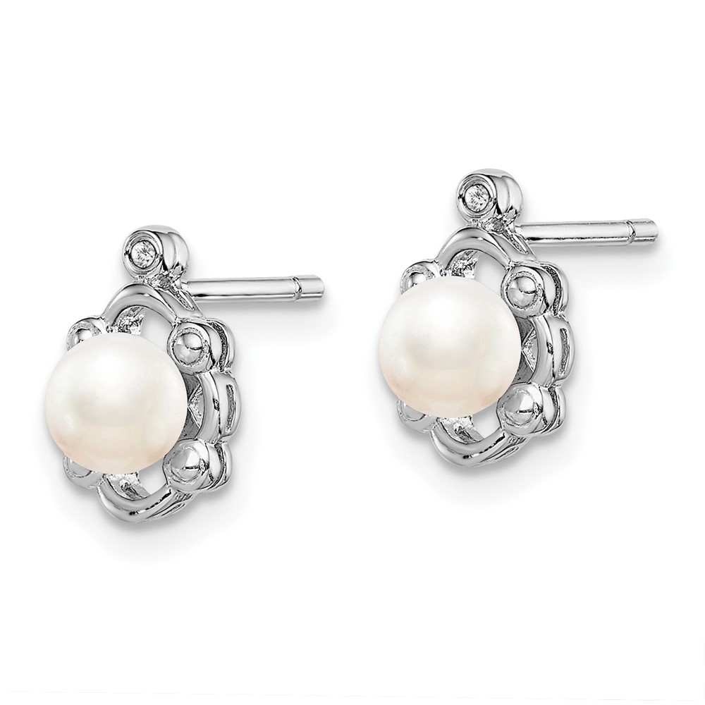 Sterling Silver Rhodium-plated FW Cultured Pearl & Diam. Earrings (QBE21JUN)