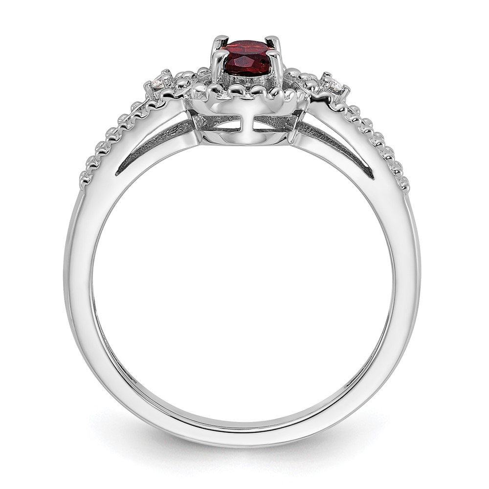 Sterling Silver Rhodium-plated Garnet & Diam. Ring (QBR16JAN-8)