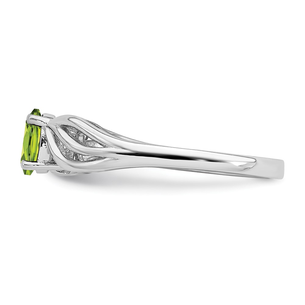 Sterling Silver Rhodium-plated Peridot Ring (QBR17AUG-9)