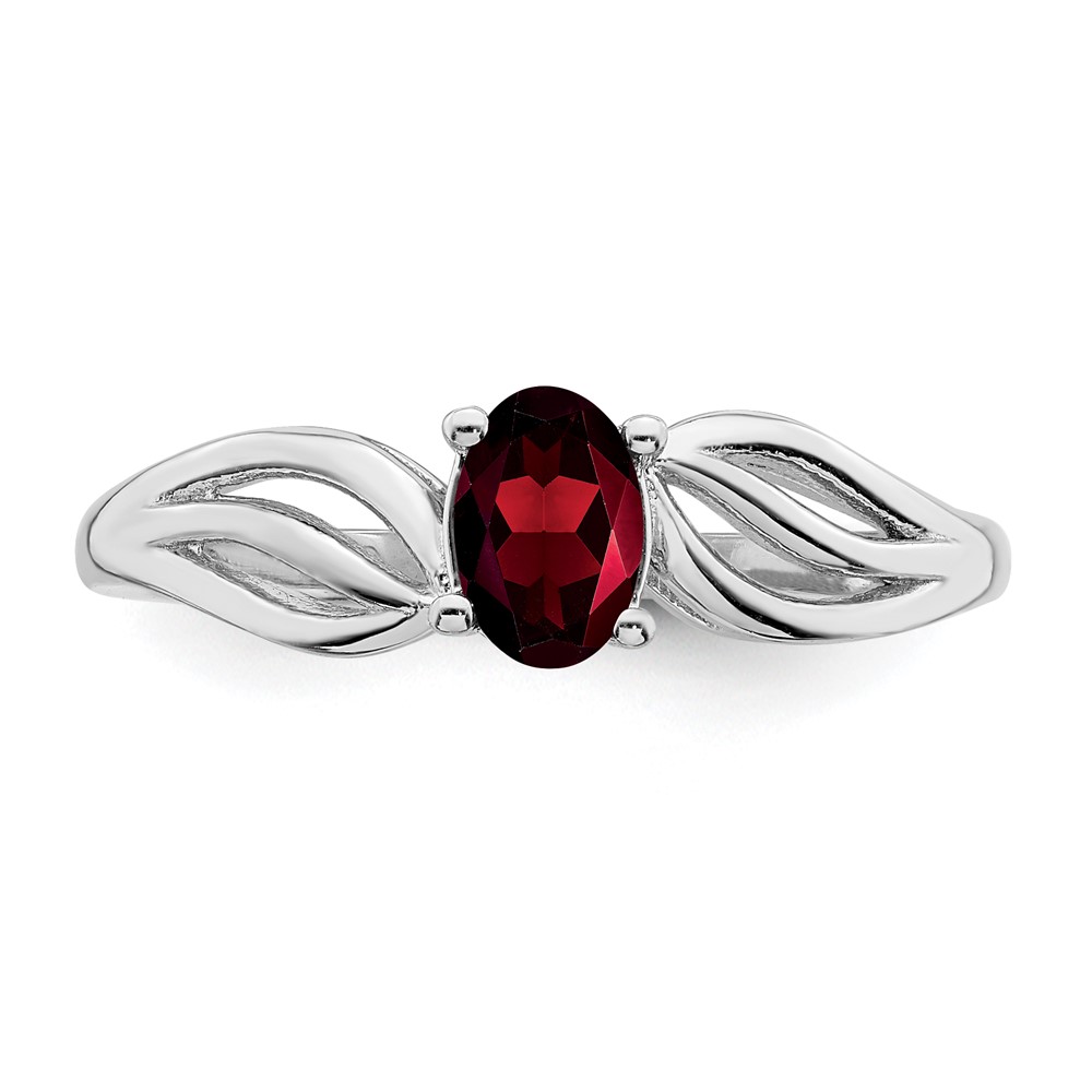 Sterling Silver Rhodium-plated Garnet Ring (QBR17JAN-10)