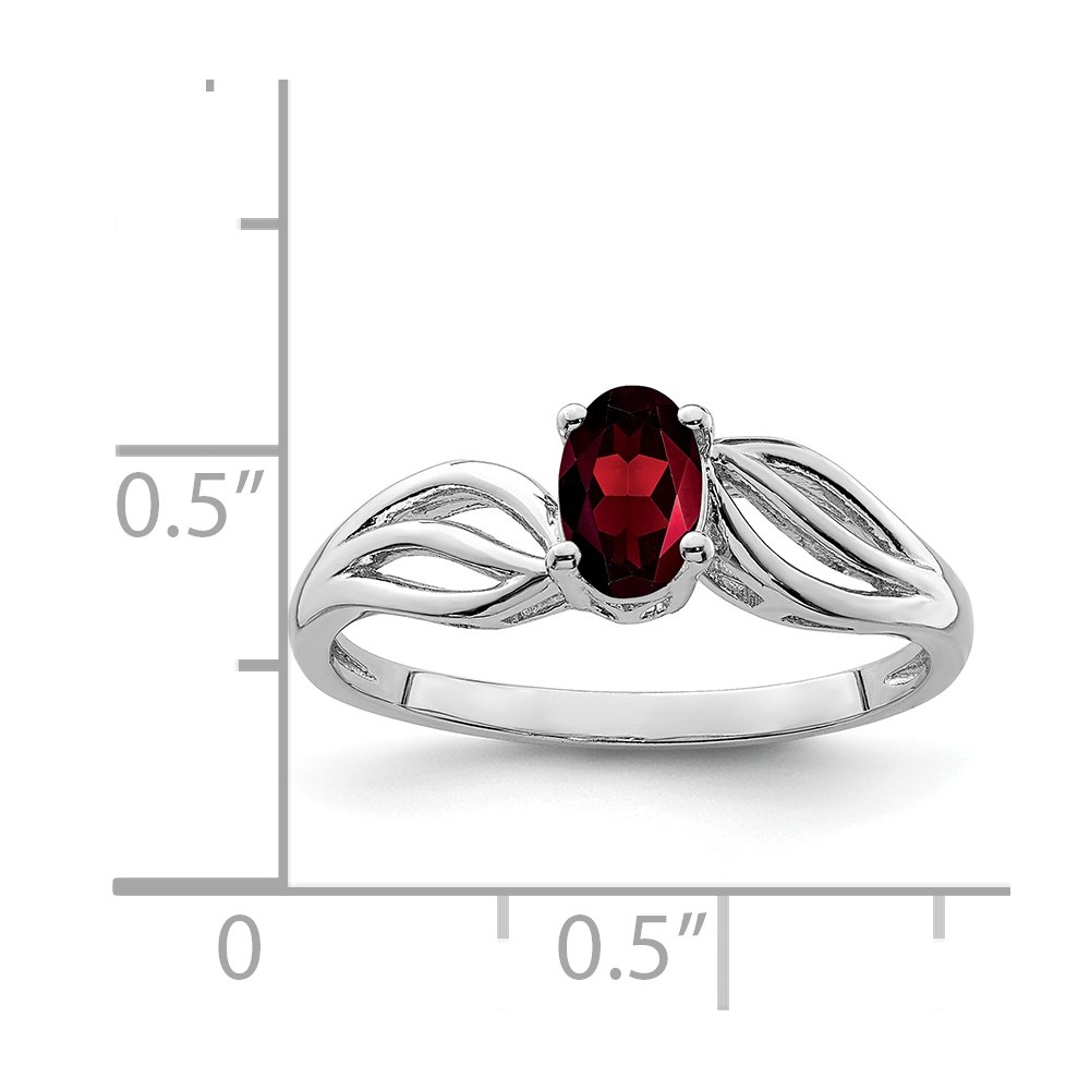Sterling Silver Rhodium-plated Garnet Ring (QBR17JAN-10)