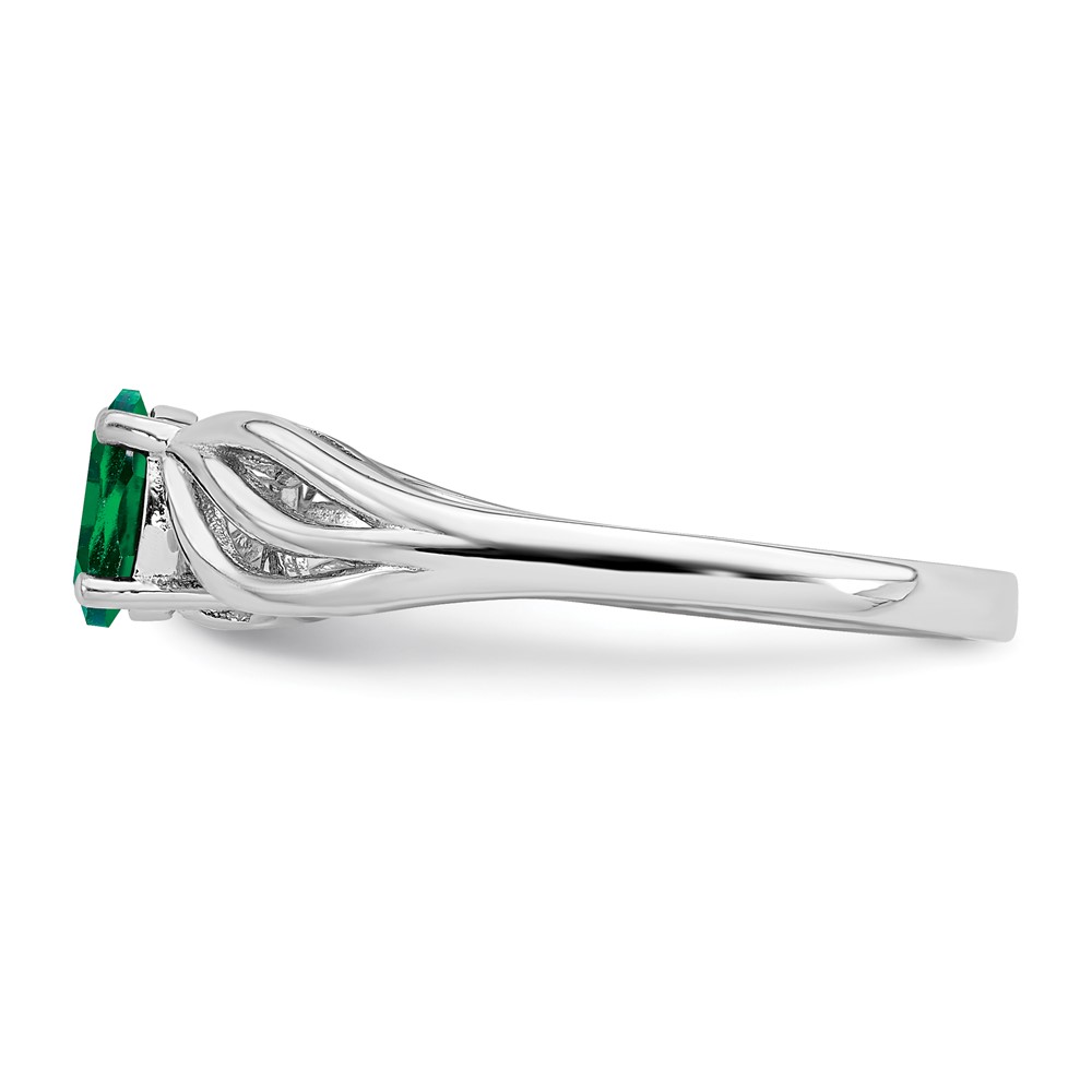 Sterling Silver Rhodium-plated Created Emerald Ring (QBR17MAY-10)