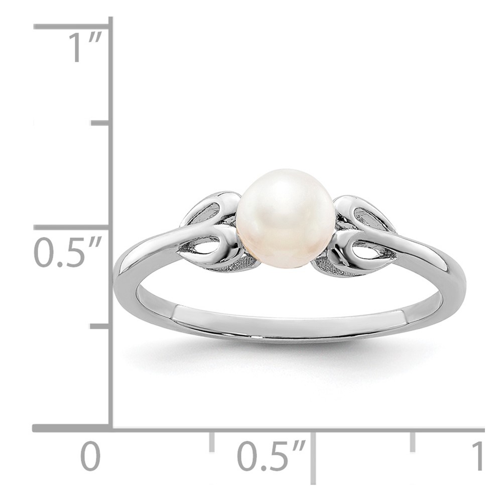 Sterling Silver Rhodium-plated FW Cultured Pearl Ring (QBR20JUN-8)