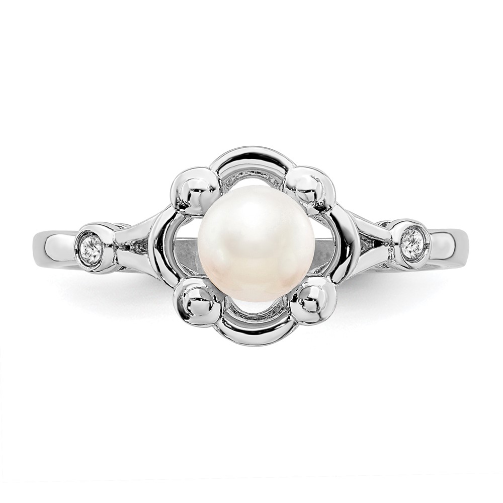 Sterling Silver Rhodium-plated FW Cultured Pearl & Diam. Ring (QBR21JUN-5)