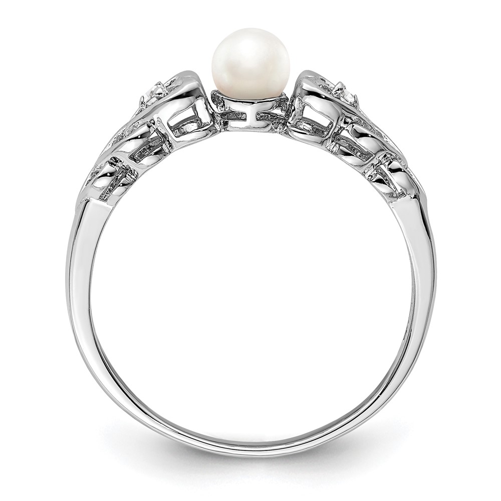 Sterling Silver Rhodium-plated FW Cultured Pearl & Diam. Ring (QBR23JUN-5)