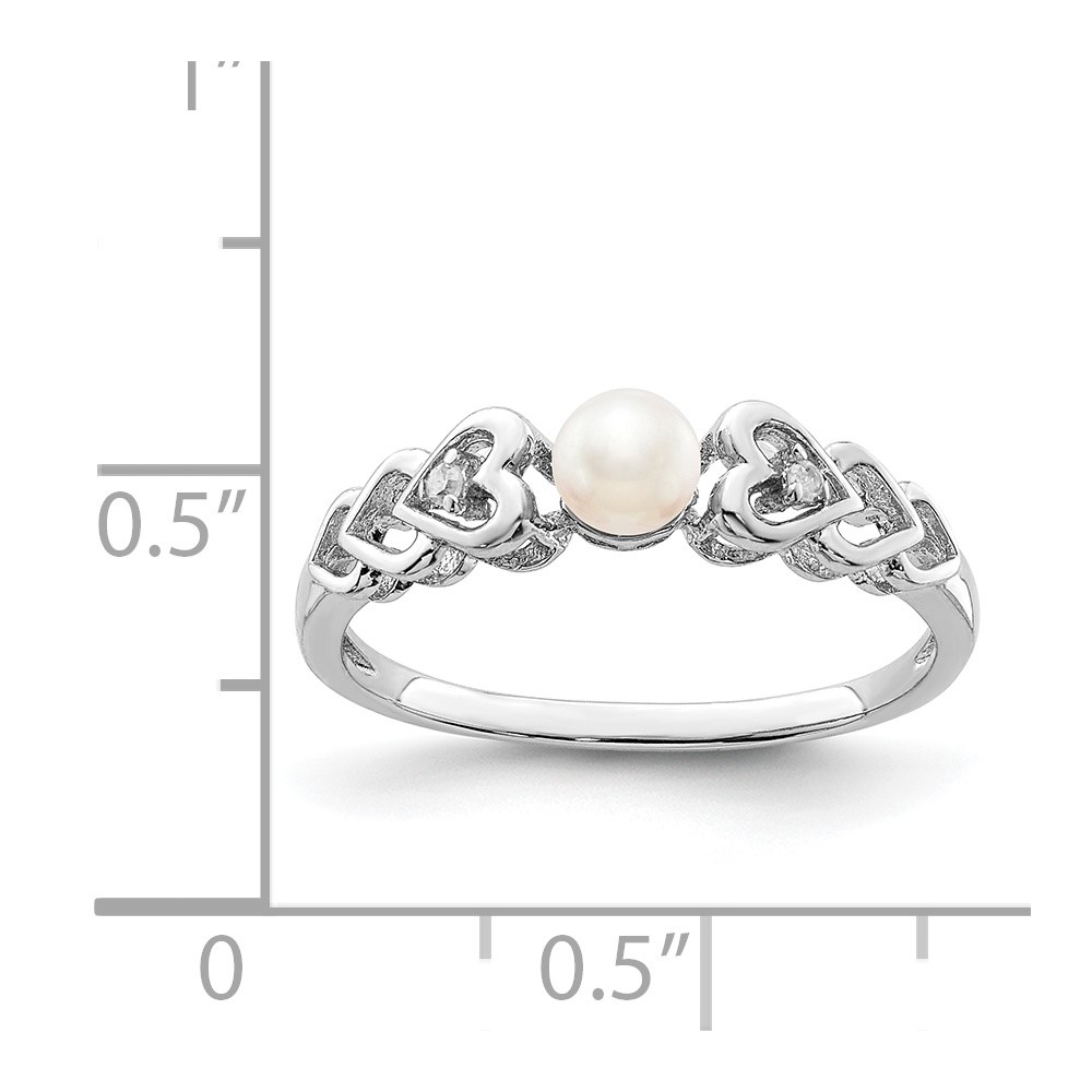Sterling Silver Rhodium-plated FW Cultured Pearl & Diam. Ring (QBR23JUN-5)