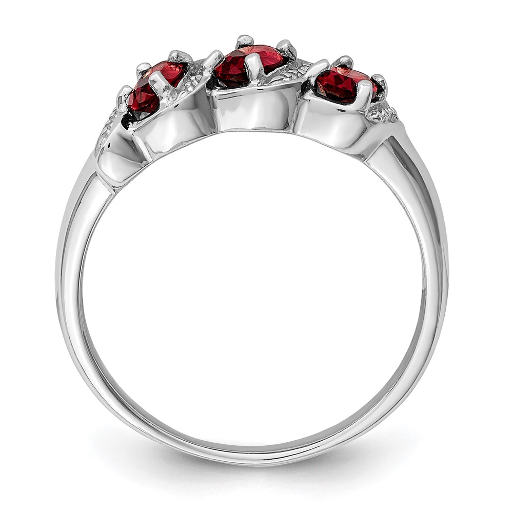 Sterling Silver Rhodium-plated 3 Stone Garnet & Diamond Ring (QDX589-7)